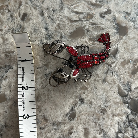 Vintage Lobster Brooch Pin - Picture 7 of 7